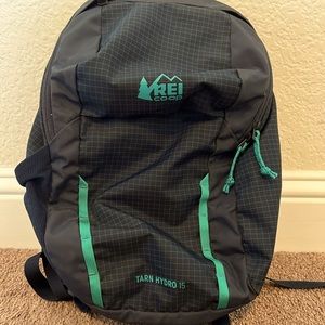 REI Tarn 15 kids daypack (pack only)